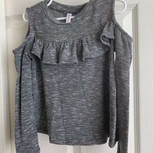 Gray Xhilaration cold shoulder long sleeve size xs